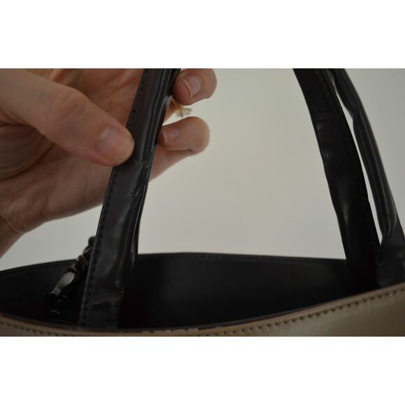 Vintage ITALIAN Designer Daniella Moda HANDBAG Asymmetrical Crossbody Bag - Picture 4 of 8